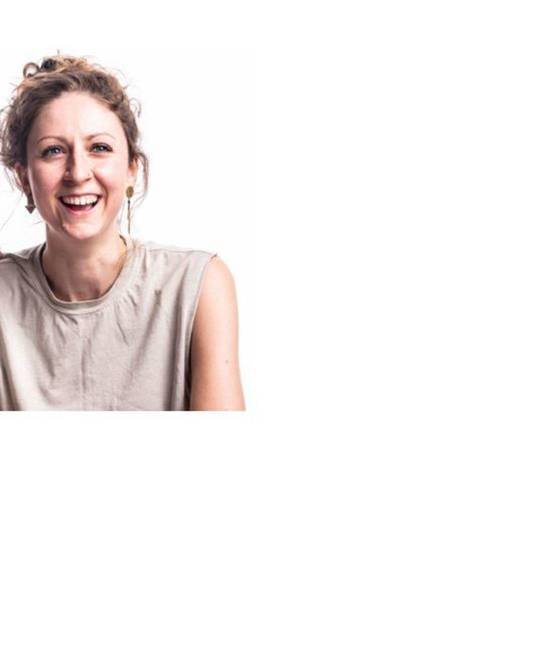 Vera Löffler; Foto: Stefan Nimmesgern